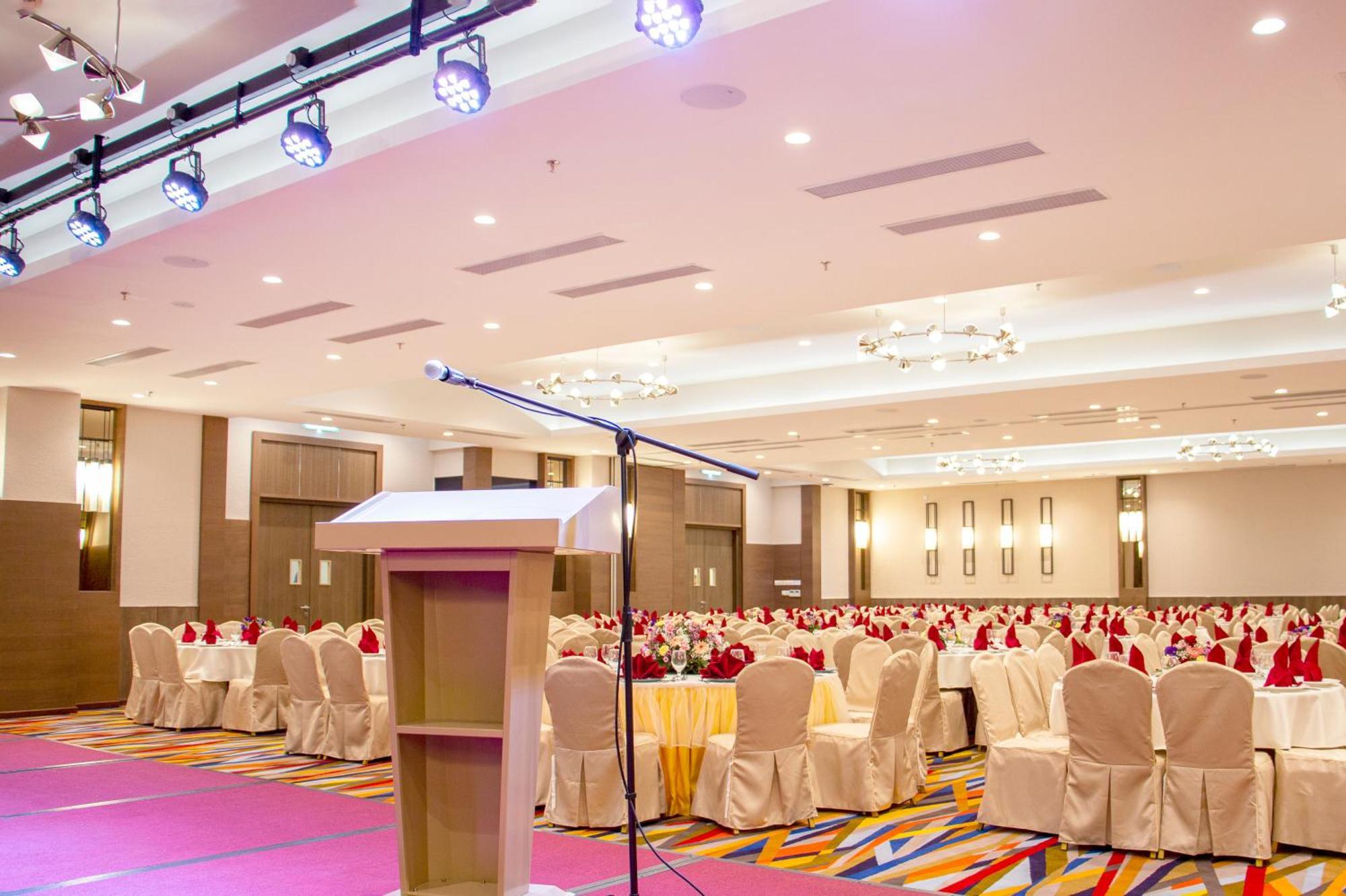 Arena Premier Hotel Seremban Zewnętrze zdjęcie